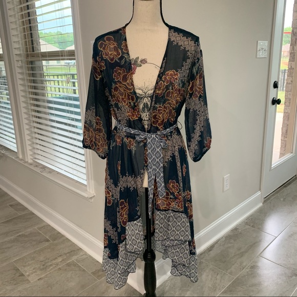Boho Duster/ Kimono - Like NEW - Picture 2 of 13